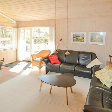 Cozy Home In Glesborg With Sauna * Glesborg